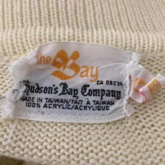 * Vintage * Hudson’s Bay | 1970’s Yellow Cerdigan - Picture 5 of 5